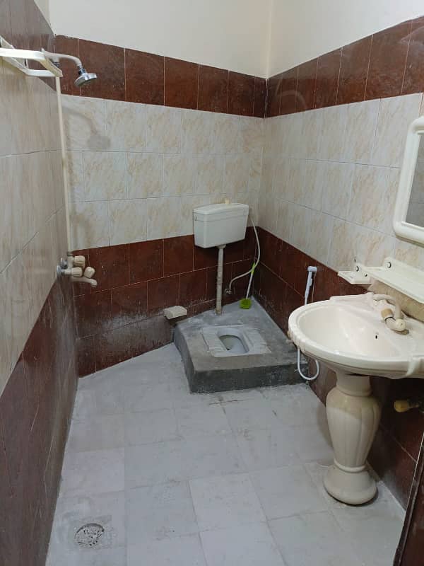 6 Marla Dubble Story House For Rent ( Opposite Adil Hospital ) 0