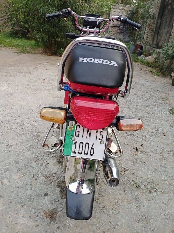 Honda CD 70 2015 5