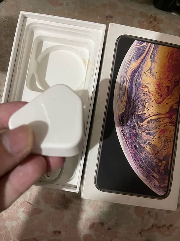 Iphone xs max ka 100% Original Box Pulled Charger hy 3