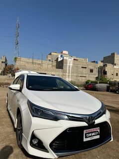 Toyota Corolla Altis Grande X CVT-i 1.8 Black Interior 2022 0