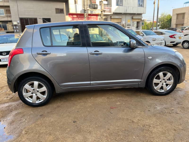 Suzuki Swift DLX 2013 8