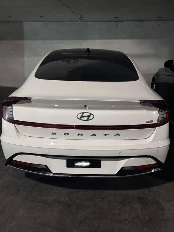 Hyundai Sonata 2022 1