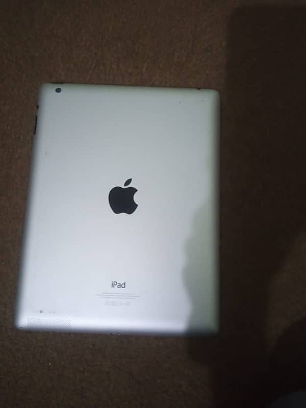 Apple iPad 4/4th Generation 32 GB 0