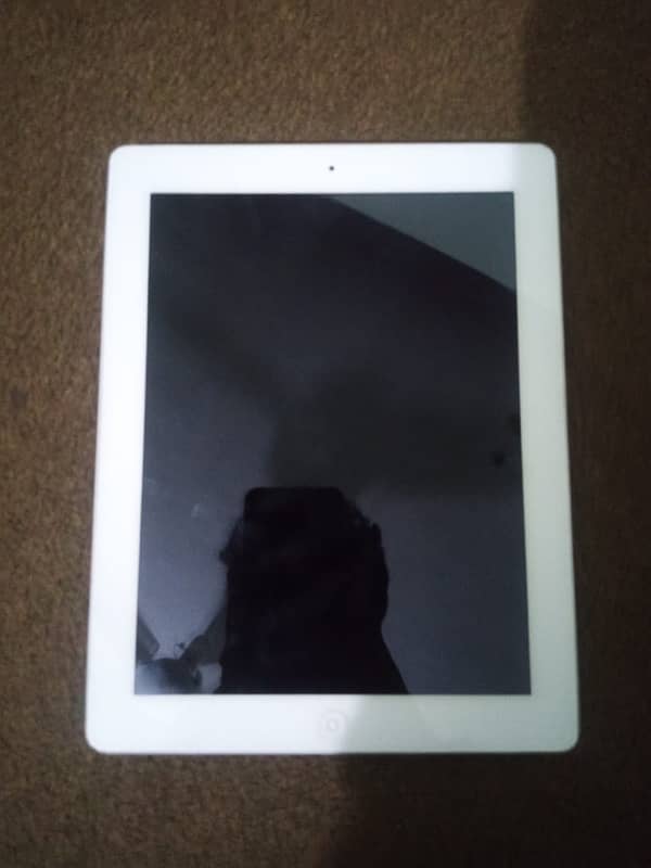 Apple iPad 4/4th Generation 32 GB 1