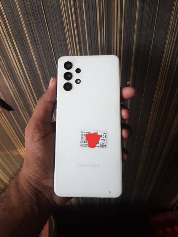 Samsung A32 6 128 condition 9 by 10 price 30000 1