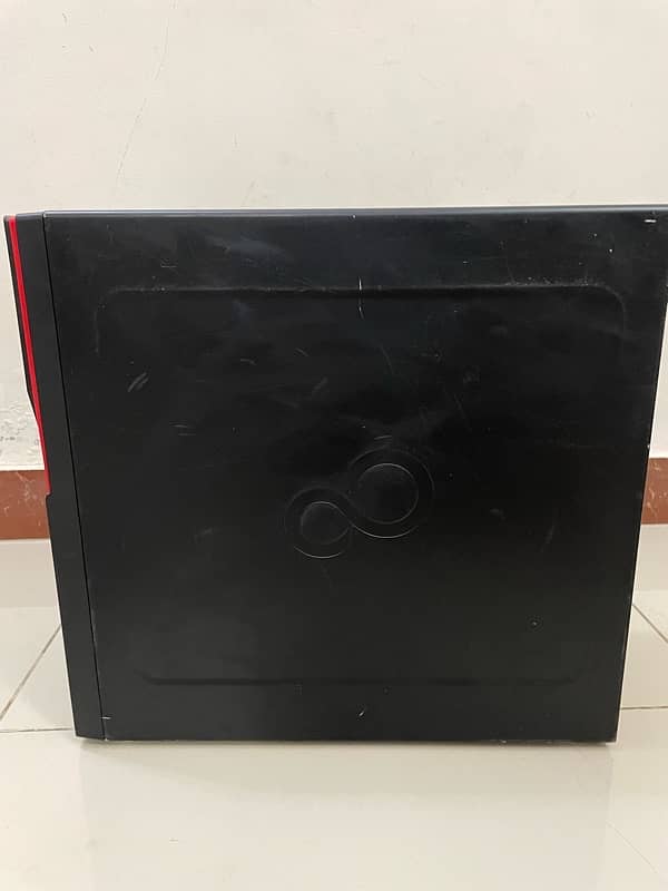 Fujitsu PC without graphic card all ok 10/10 condition 0