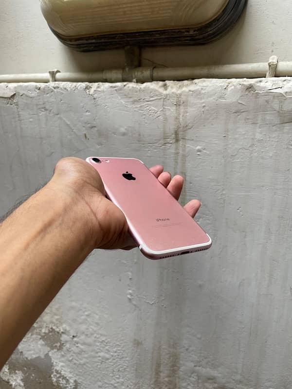 Iphone 7 for sale 4