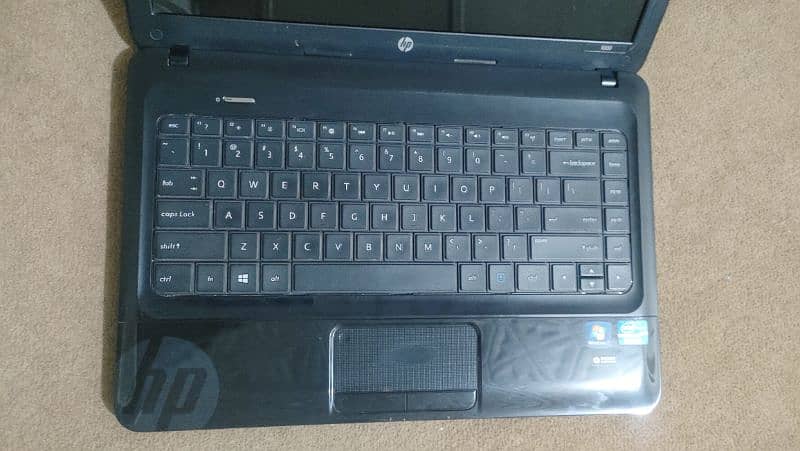 hp 1000 model laptop 2