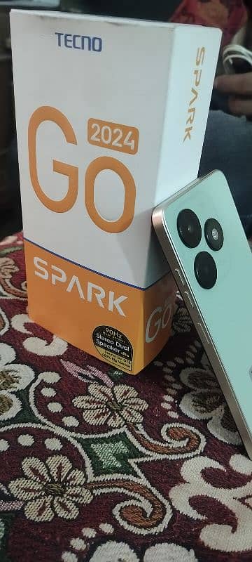 Tecno spark go 2024   4+4__64 with box 03044499271 Whatsapp number 0