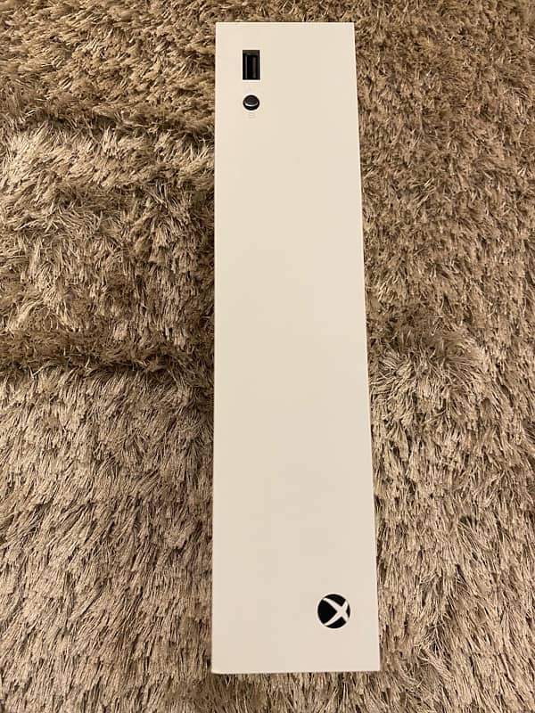 Xbox series s 512gb ssd white 9.5/10 condition without box 10