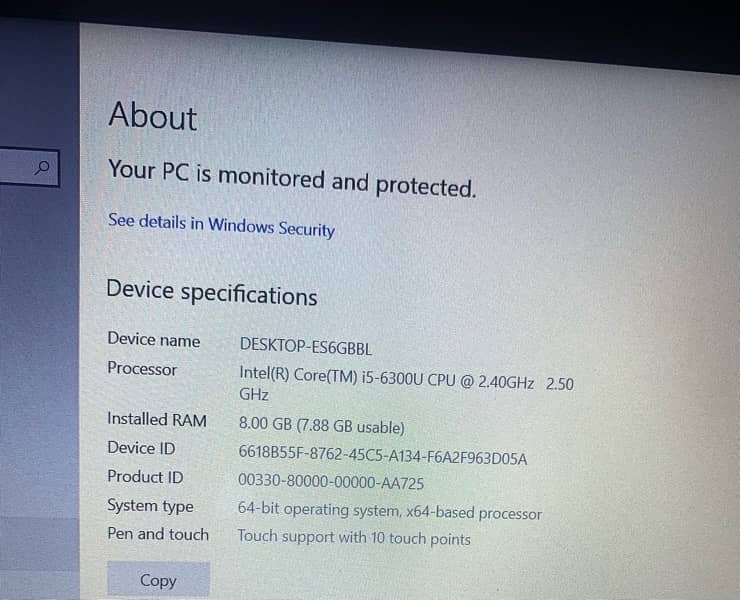 LAPTOP  HP840       core  display Touch   generation 6th    i5   8-256 6