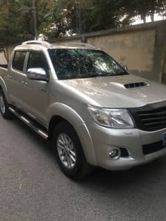 Toyota Hilux 2014 UK