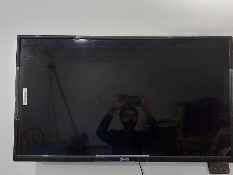 Champion Smart TV (40 inch) 0