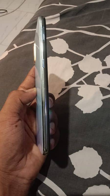 vivo s1  8/256 Dual Sim PTA Aproved 4