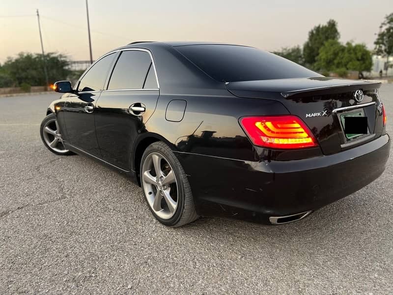 Toyota Mark X 300g premium Sunroof 2