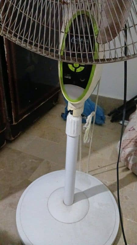 sogo rechargeable fan with bettry 0