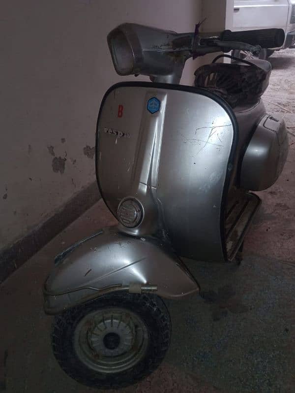 Vespa Super Italyn. . 0