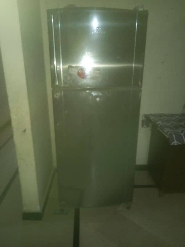 Dawlance fridge available for sale 1