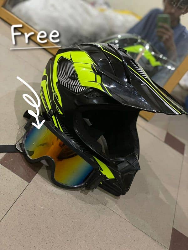 Dirt Bike Helmet 0