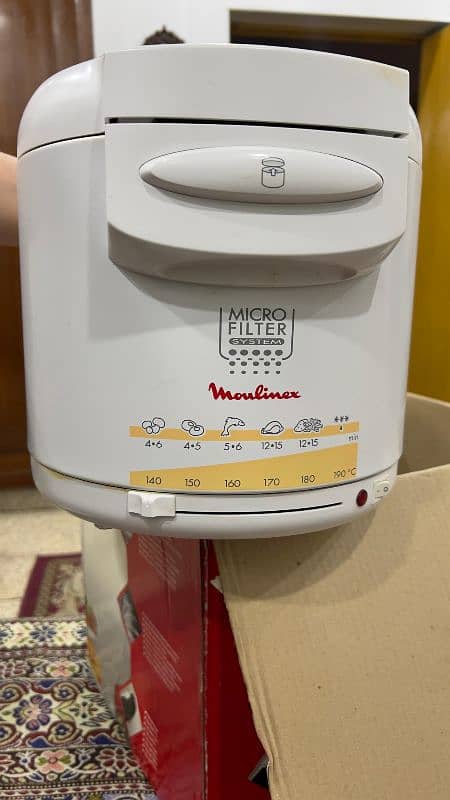 moulinex deep fryer only one time used complete set and box 0