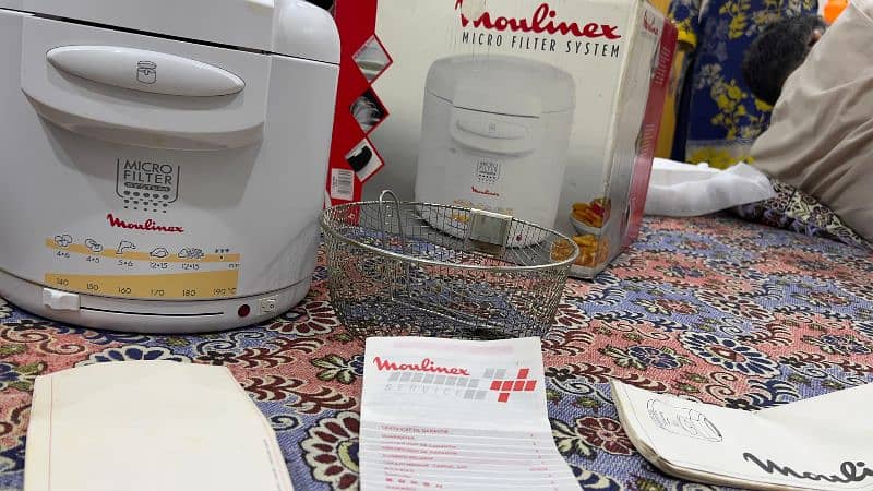 moulinex deep fryer only one time used complete set and box 5