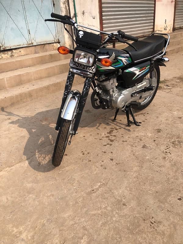 CG 125 2023 model for sale new condition 3