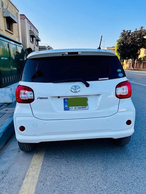 Toyota Passo 2018 model 2022 Islamabad registered 14