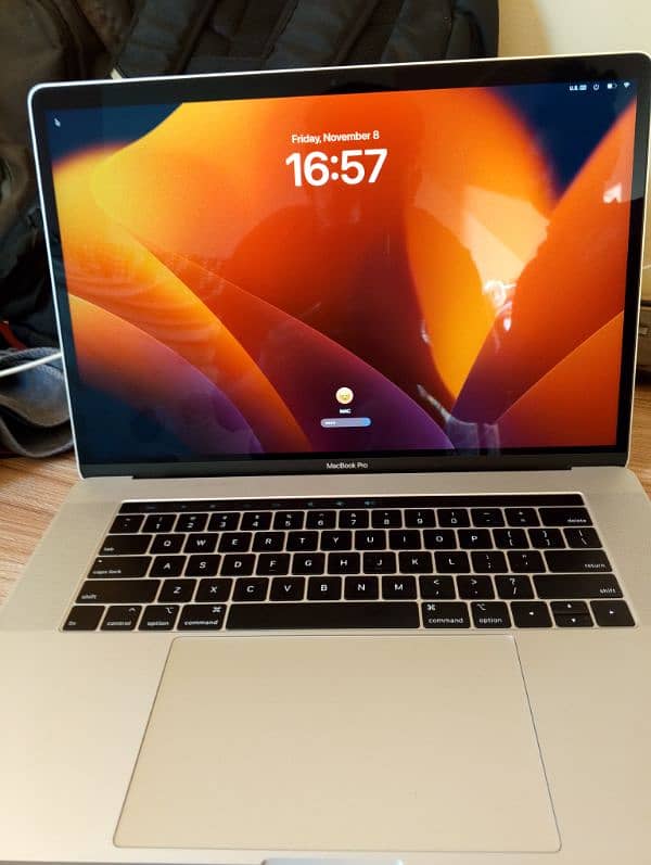 MacBook Pro 2018 (32Gb RAM - 1TB SSD) CORE i7 0