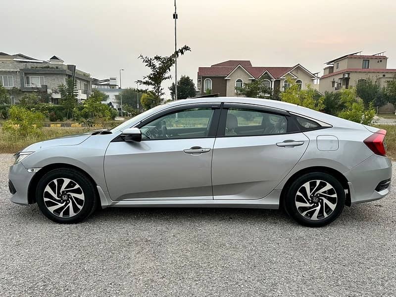 Total Grnuine Honda Civic VTi Oriel 2017 UG 6