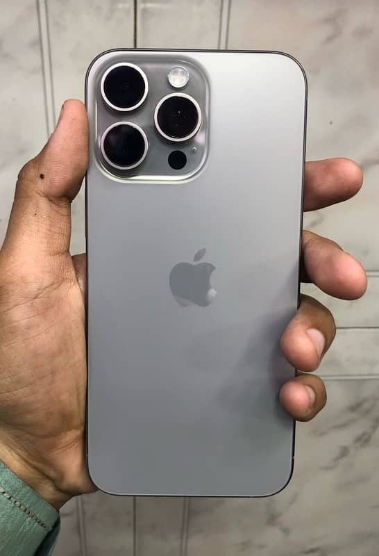 Iphone 15 PRO MAX 256GB pta approved natural titanium 0