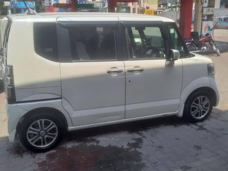 Honda N Box 2013 total orignal 6