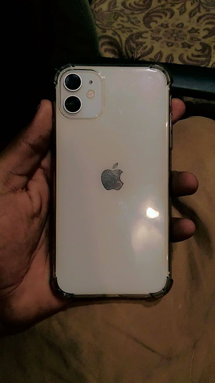 IPhone 11 0