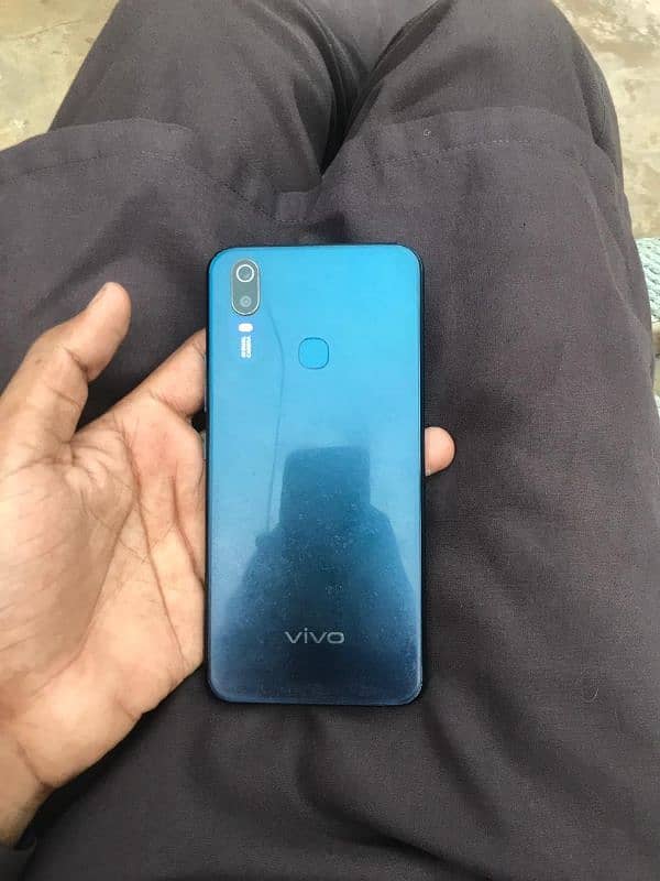 vivo y11 3gb 32gb all ok condition 10 by 8 4