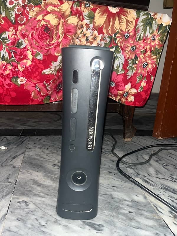 Xbox 360 320gb 45 games 25k 0