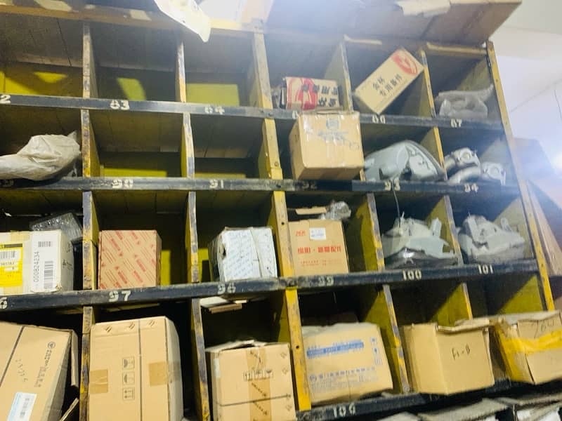 Big SALE Cars & Vans Spare Parts Lot for sale 7