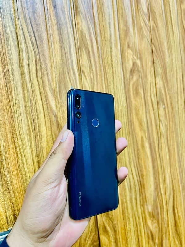 Huawei y9 prime 2019 with box 9