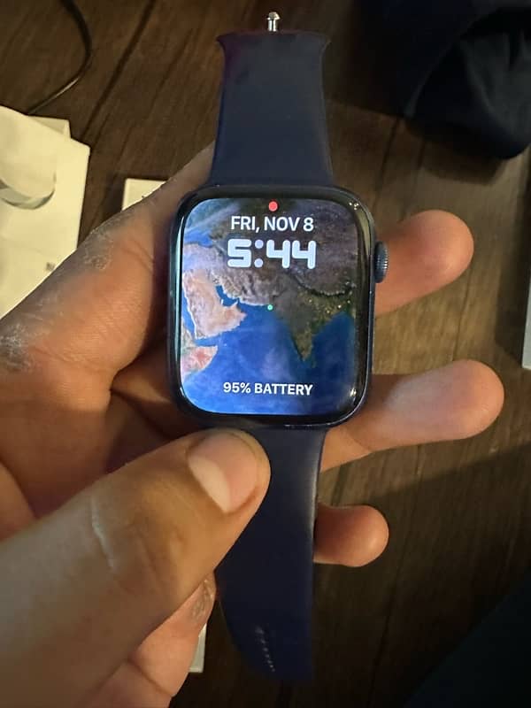 apple watch series 7 (45mm) 2