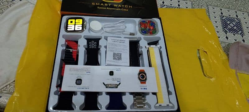 Ultra 10 Smart Watch with 10 FREE Straps 3