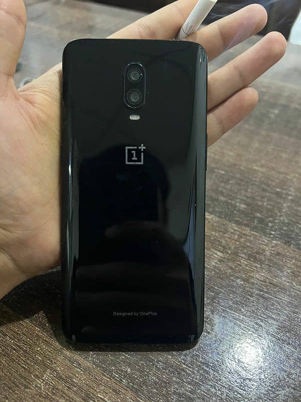 One Plus 6T 1