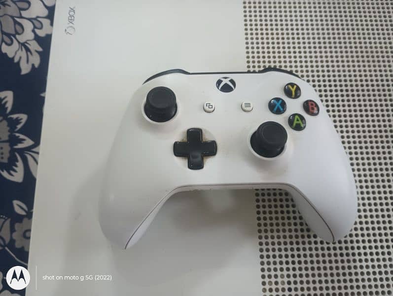 Xbox One S 2