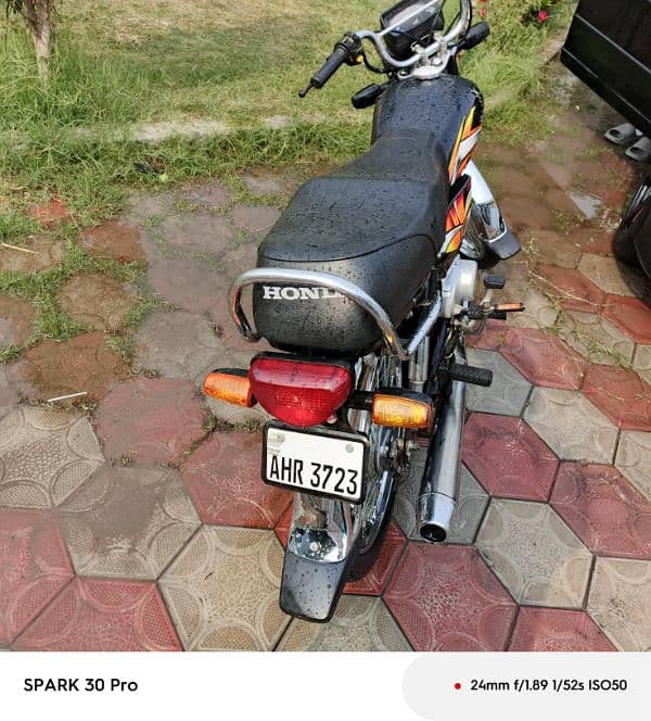 Honda CD 70 2021/22, like new condition bike 9