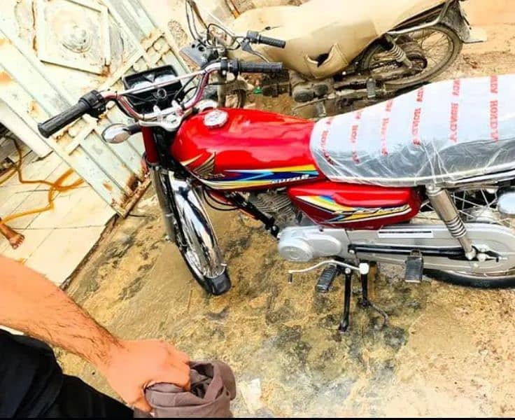 Honda 125 CG 2019 model for urgent sale 0