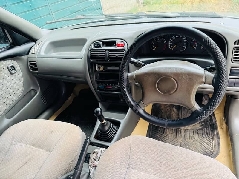 Suzuki Baleno 2002 6