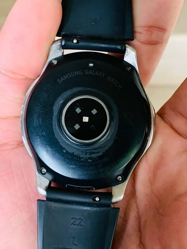 Samsung Galaxy Watch 46mm Complete Box 8.5/10 Condition All Oky 4