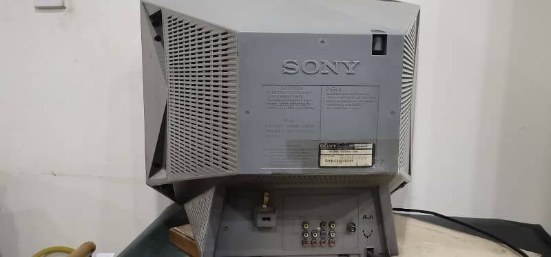 Sony Wega Original Television 8