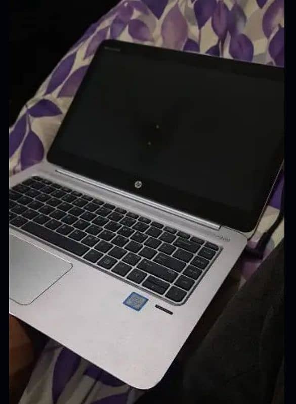 HP Elite Book 1040 G3 2