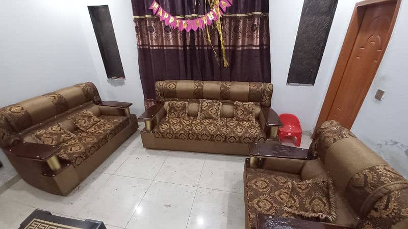 urgent wooden sofa set for  sale 1