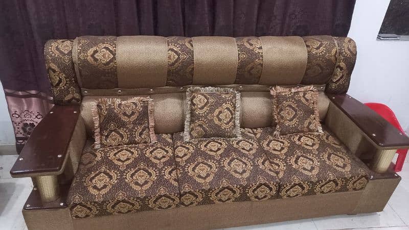 urgent wooden sofa set for  sale 3