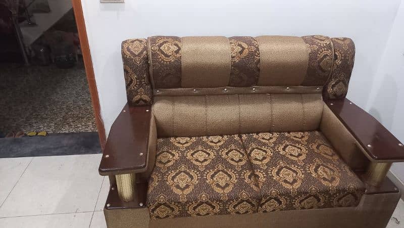 urgent wooden sofa set for  sale 6