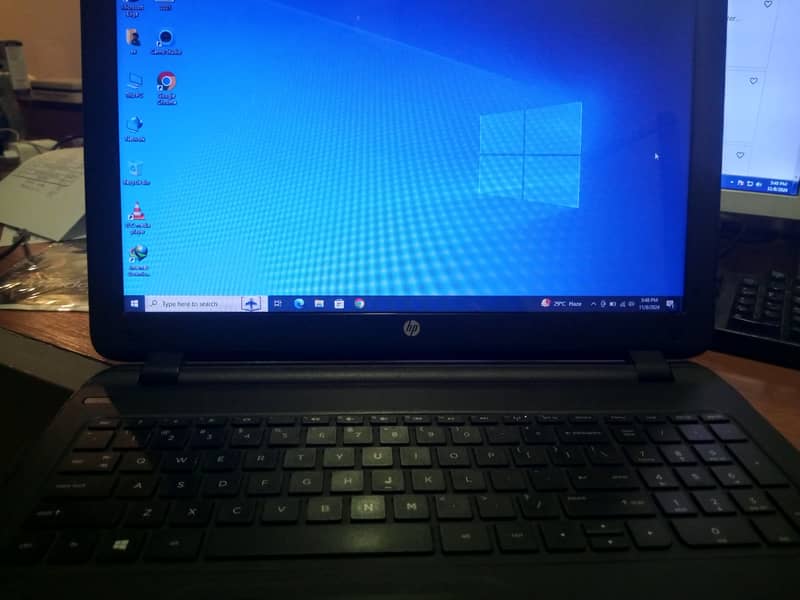 HP celeron laptop urgent sale 4